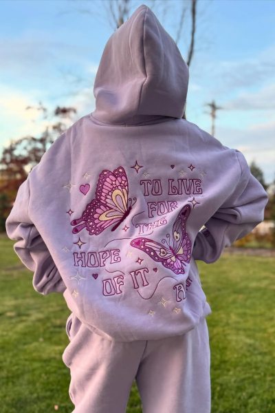 “To Live For the Hope of it All” Lilac – Pink Palm Puff